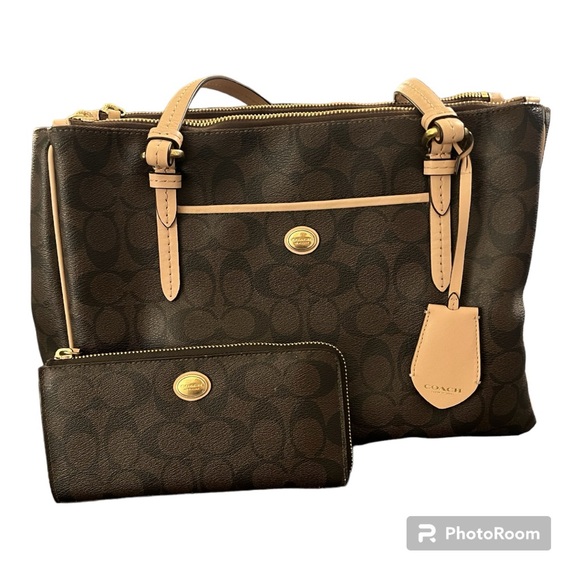 Coach Signature Peyton Double Zip w/ Matching Wallet- EUC - Picture 1 of 14